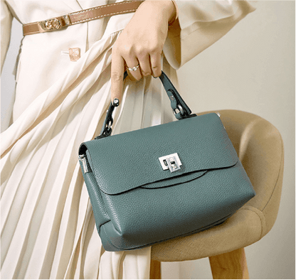 Bolsa Feminina Compacta de Couro Genuíno