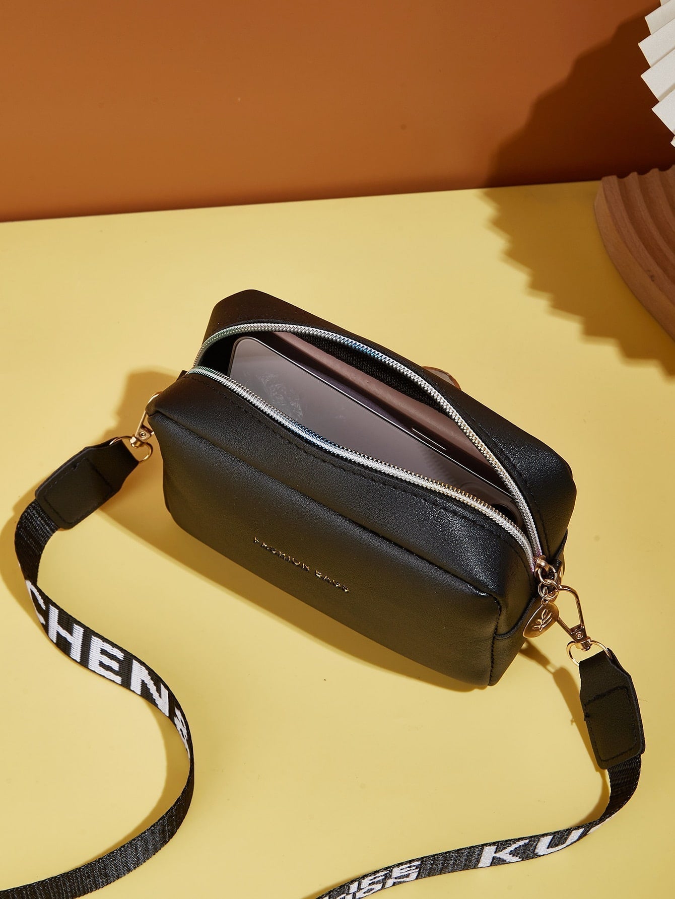 Bolsa Couro Mini Crossbody