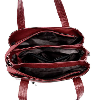 Bolsa Feminina em Couro Legítimo - Gina