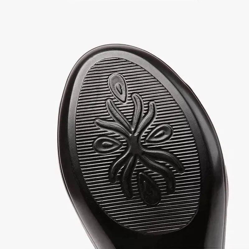 Sandália Feminina de Couro Salto Baixo Laís