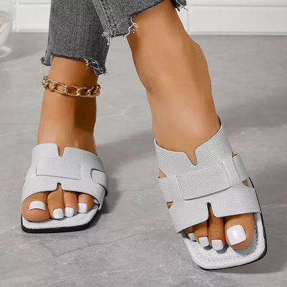 Sandália Rasteira de Couro Feminina Daisy