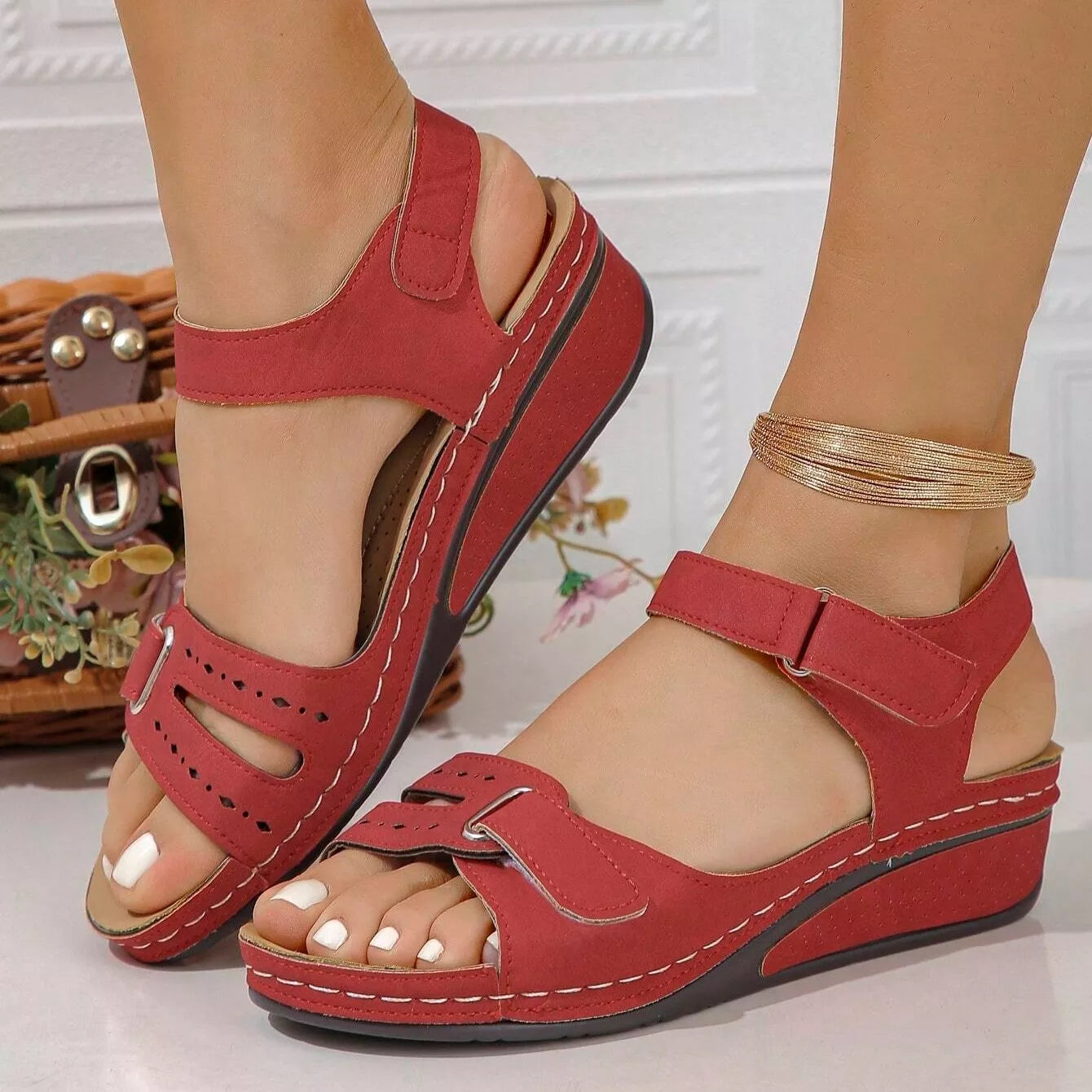 Sandália de Couro Plataforma Feminina Lizandra