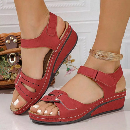 Sandália de Couro Plataforma Feminina Lizandra