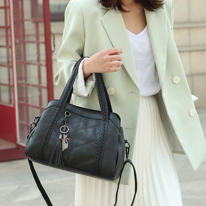 Bolsa Feminina em Couro Legítimo - Gina