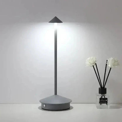 Luminária de Mesa Decorativa Sem Fio, Recarregável com Design Moderno Abajur 0005 My Store Cinza 